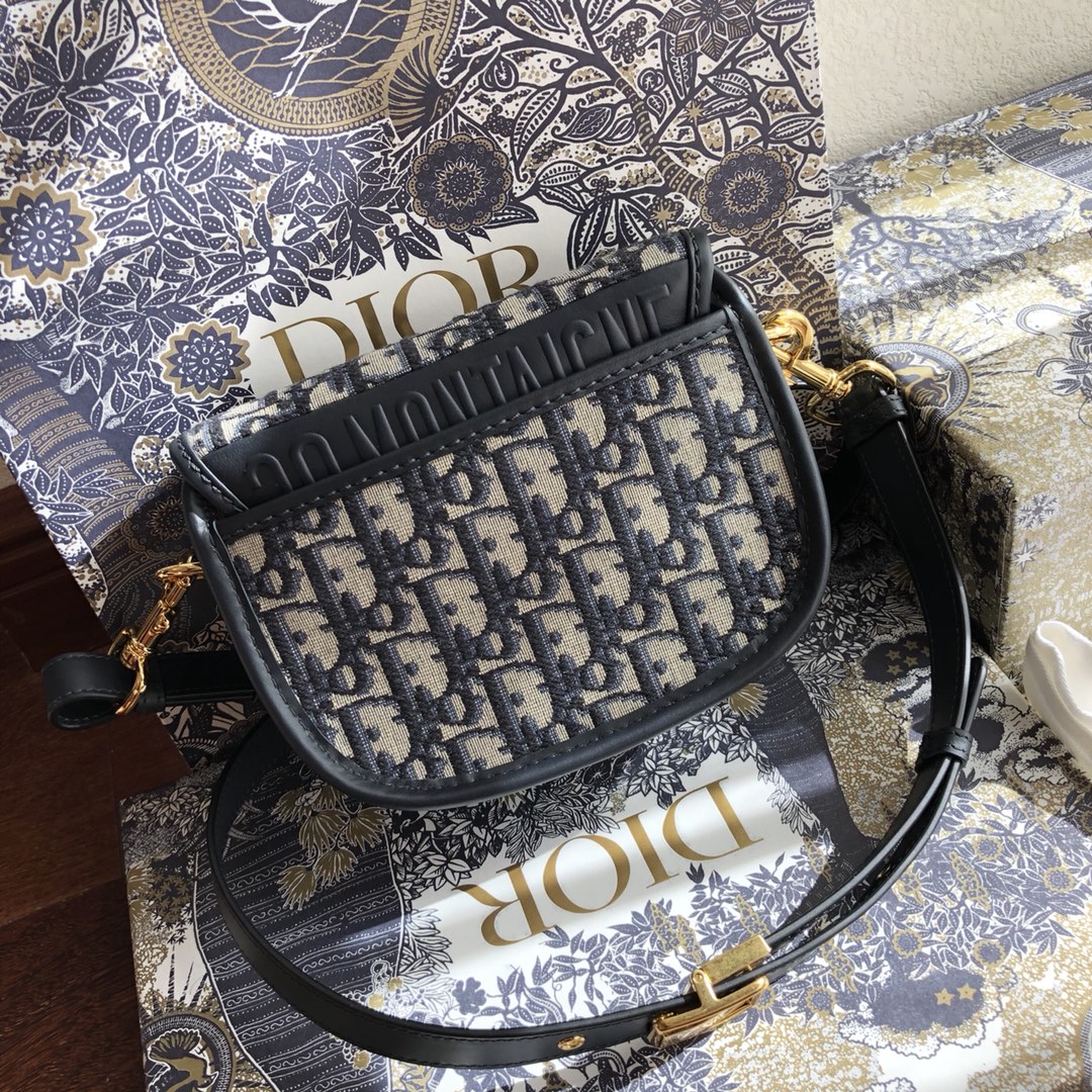 Dior Small Oblique Bobby Bag - Image 4