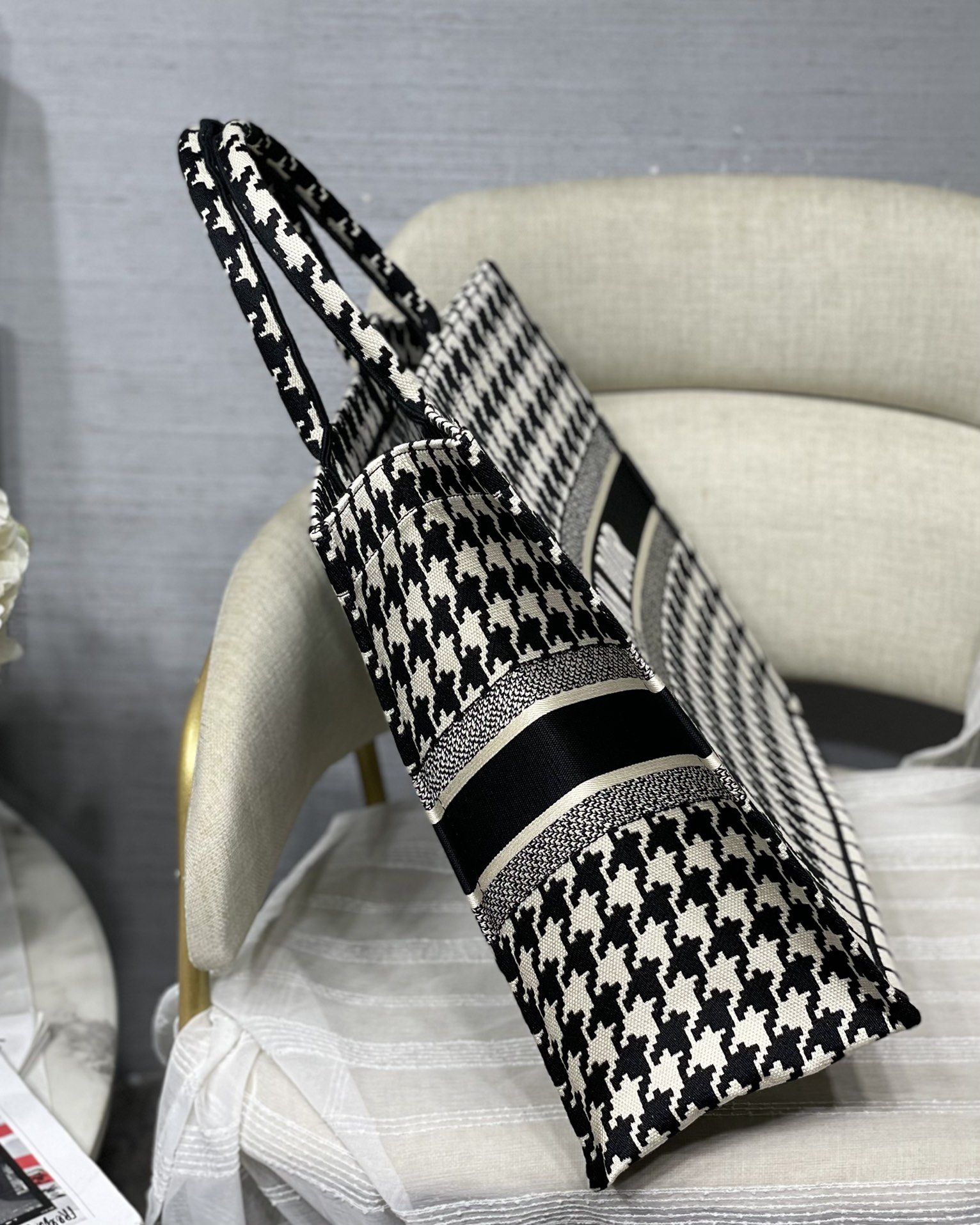 Dior Large Book Tote Bag in Black&White Houndstooth - Image 4