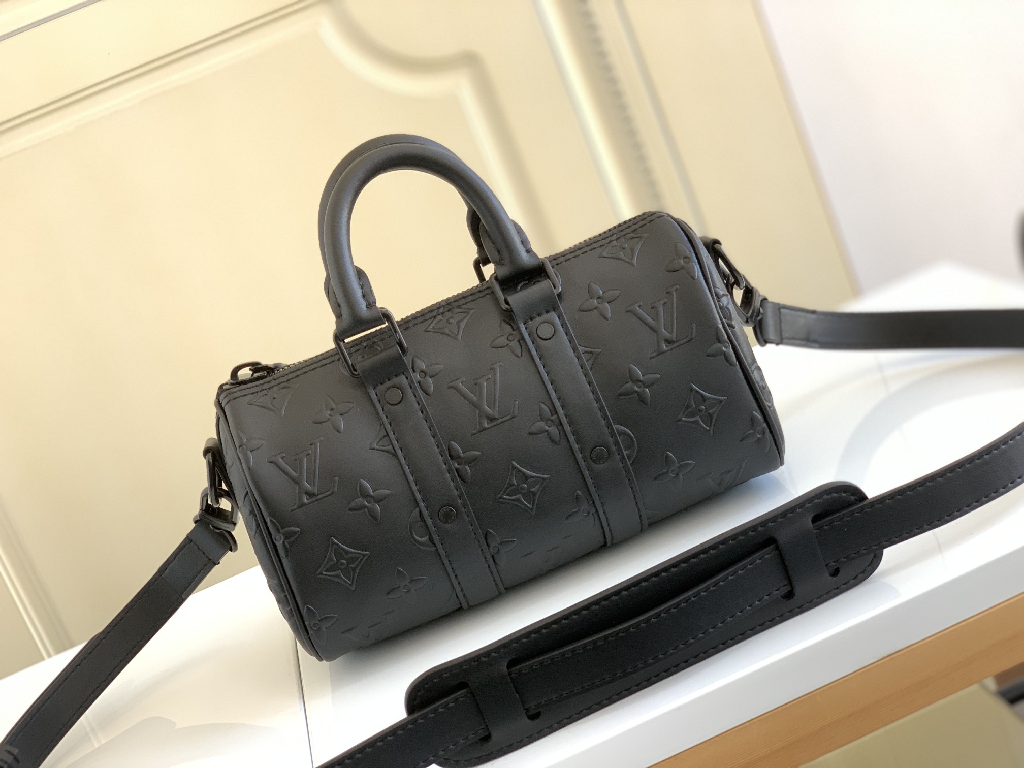 Louis Vuitton Speedy Keepall XS Travel Bag in Black - Image 3