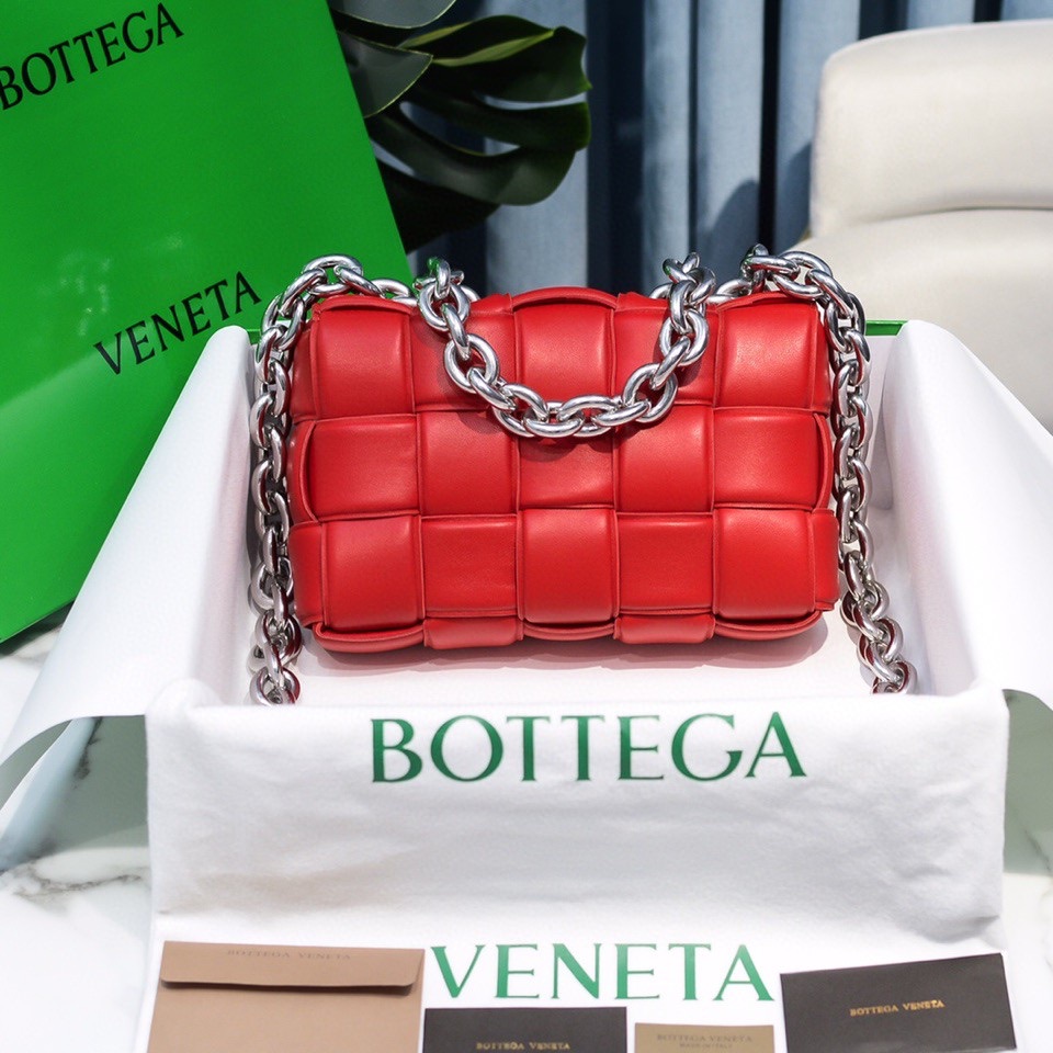 db9bf2_c75ed13c8c724f3683eb235472a68021mv2.jpg Bottega Veneta Shoes - Image 1