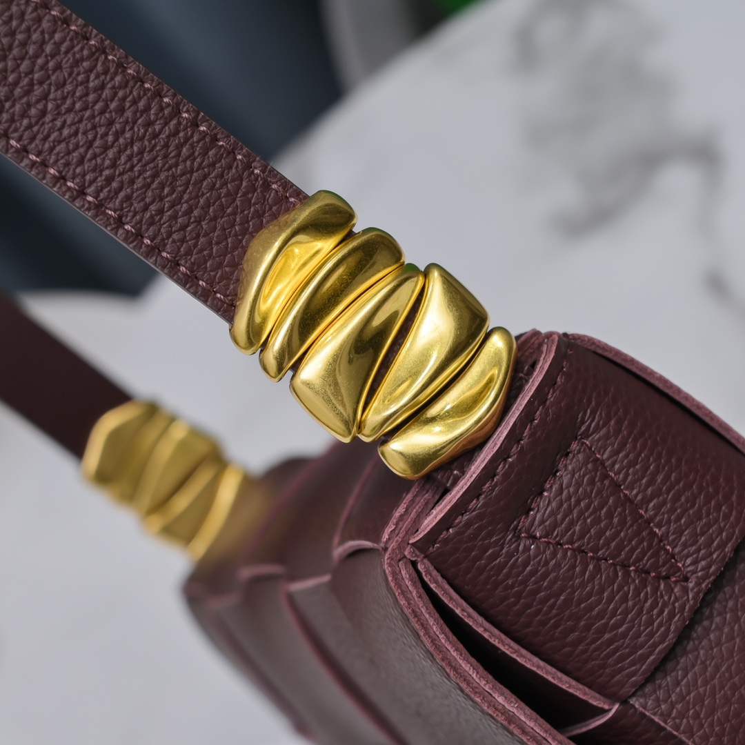 Bottega Veneta Bag - Image 7