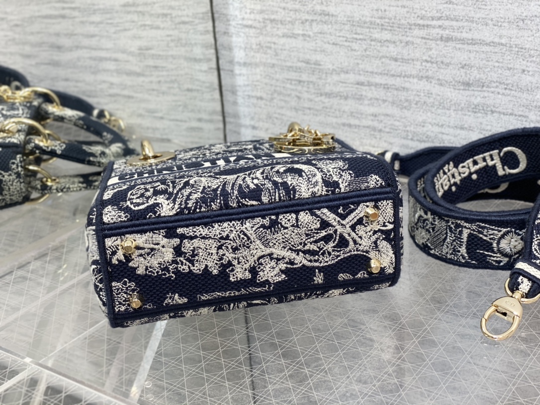 Lady Dior Tiger Embroidery Mini Bag - Image 6