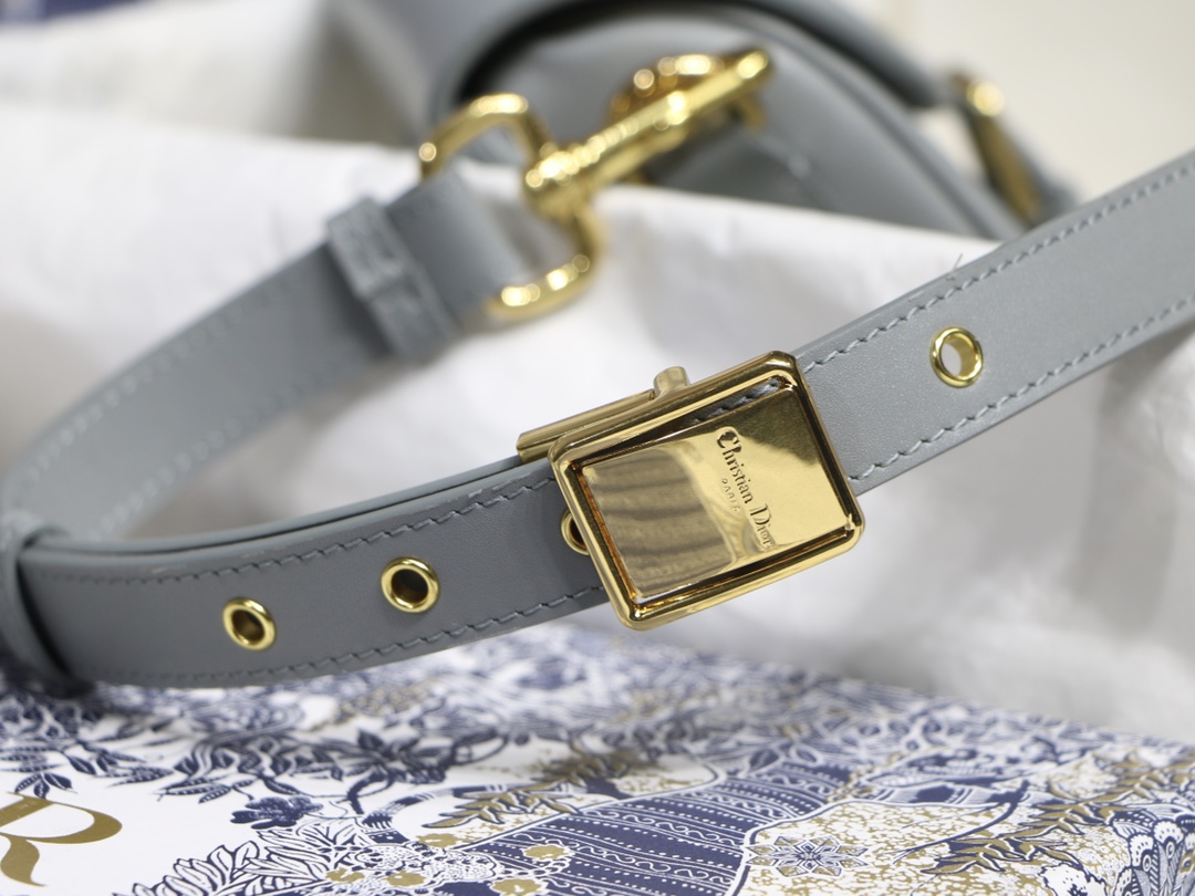 Dior Small Bobby Bag in Grey Leather - Image 6