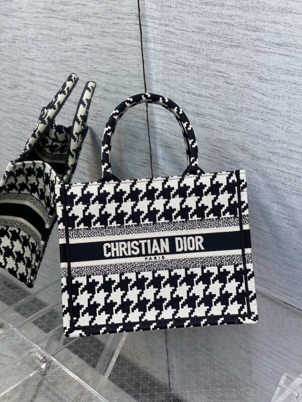 Dior Small Tote Bag in Black&White Houndstooth