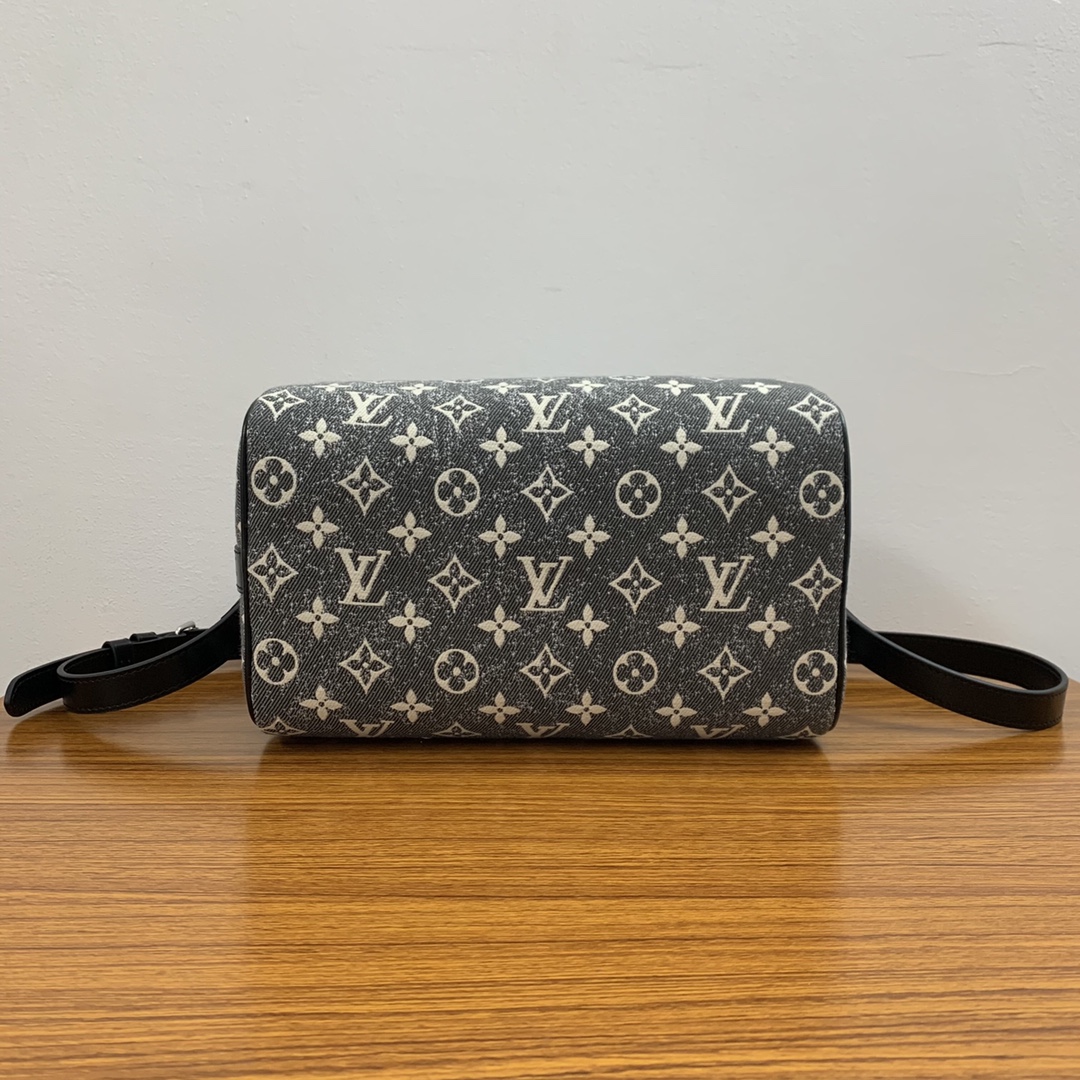 Louis Vuitton Speedy Bandoulière 25 Bag in Monogram Jacquard Denim - Image 4