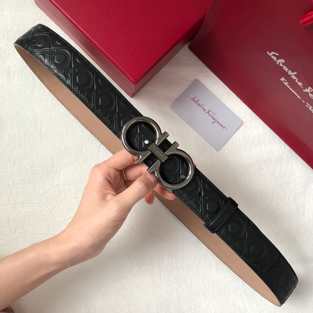 db9bf2_cfded9e945754fb6a2f1ec1591cb252amv2.jpg Ferragamo Logo Buckle Leather Belt - Image 1