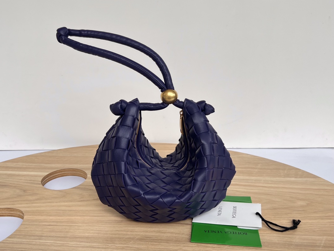 Bottega Veneta Bag - Image 6