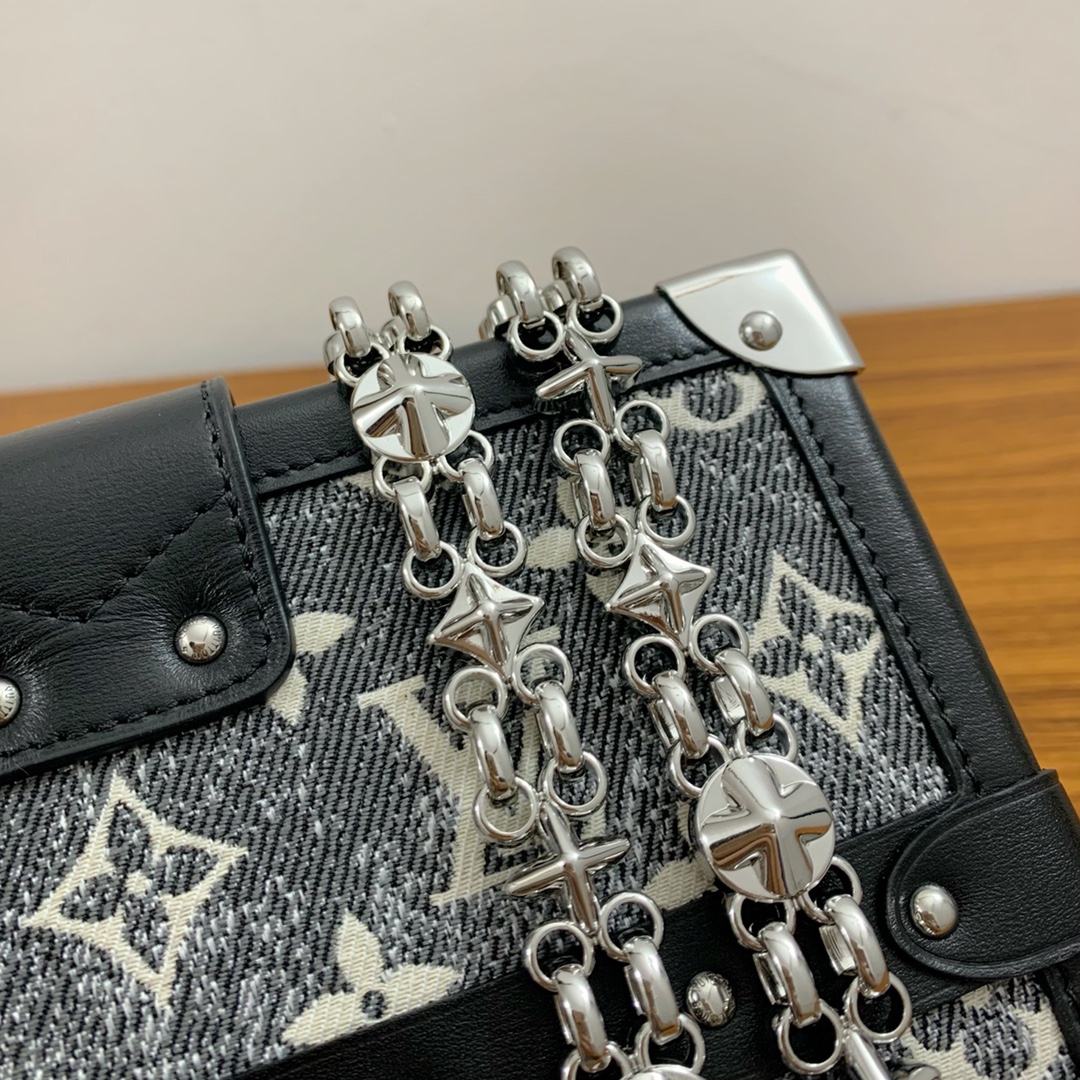 Louis Vuitton Petite Malle Bag in Monogram Jacquard Denim - Image 9