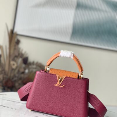 Louis Vuitton Capucines BB Small Handbag in Ruby Red