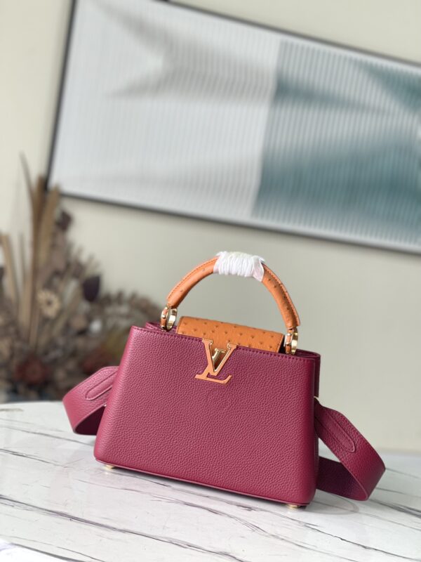 Louis Vuitton Capucines BB Small Handbag in Ruby Red