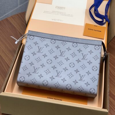 Louis Vuitton Gray Pochette Voyage Clutch