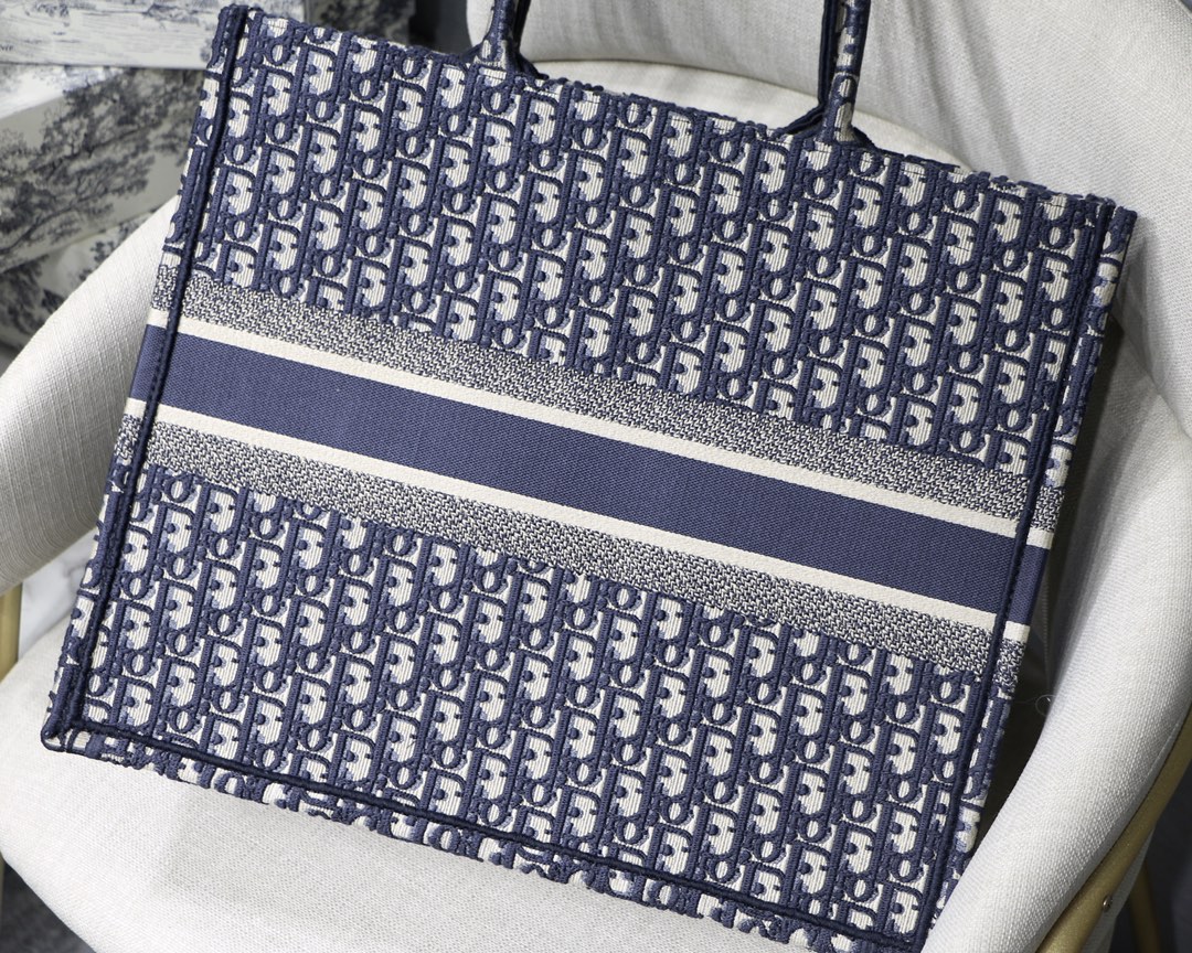 Dior Large Book Tote Bag in Blue Monogram - Image 3