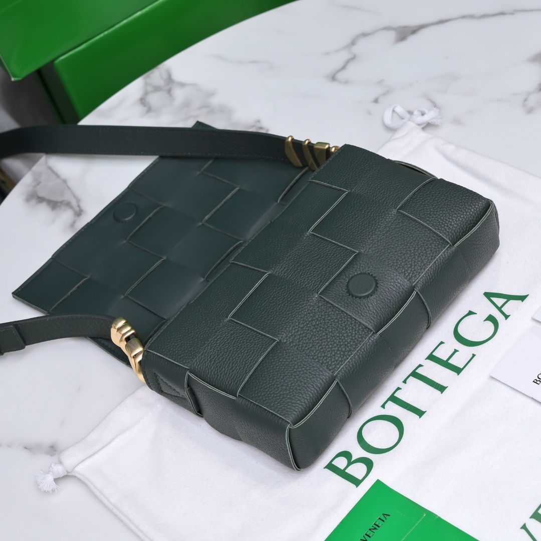 Bottega Veneta Bag - Image 6