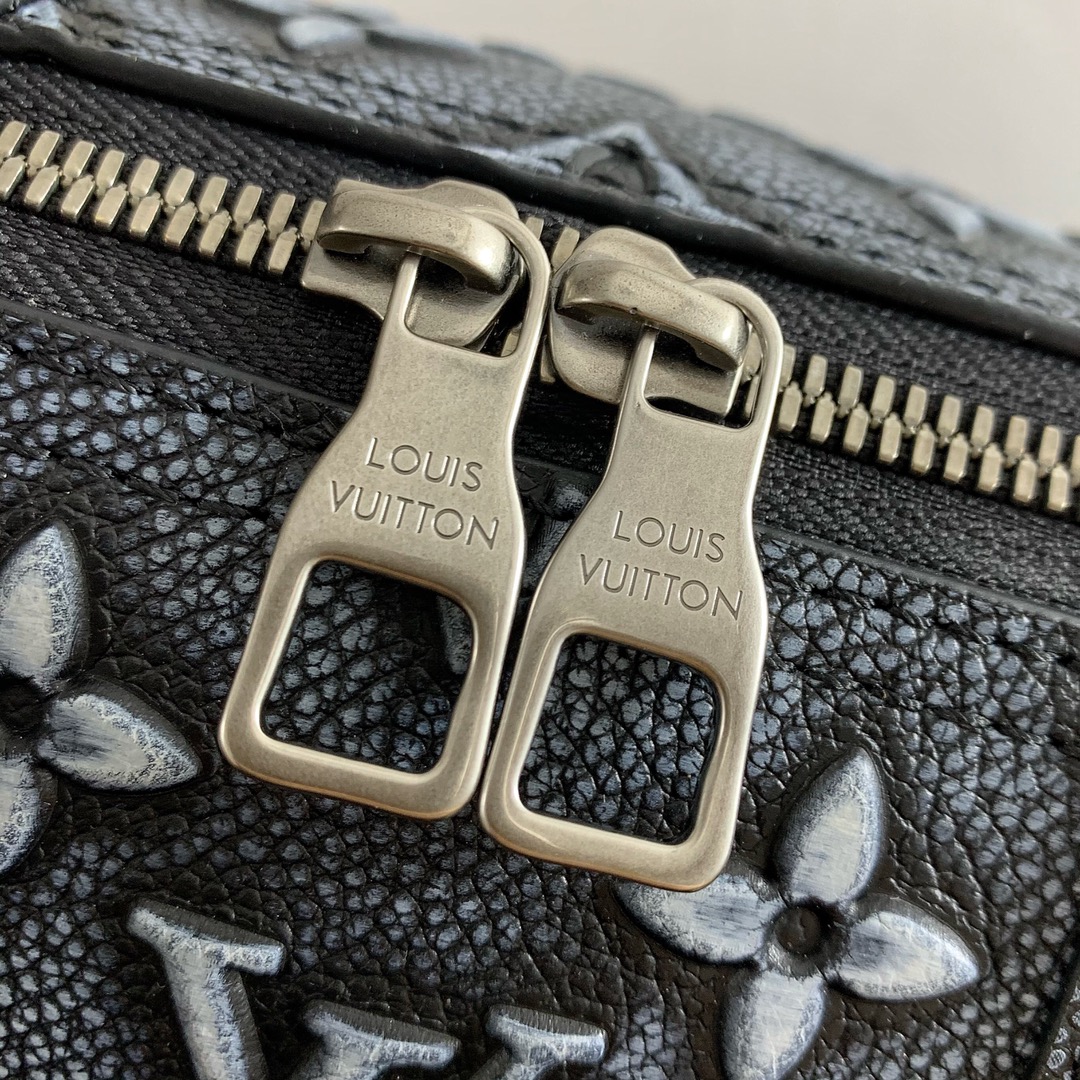 Louis Vuitton City Keepall Bag in Monogram - Image 8