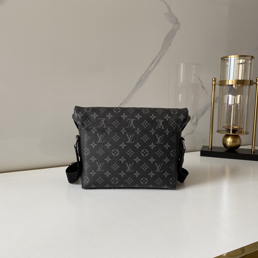 Louis Vuitton Voyager Small Messenger Bag - Image 3