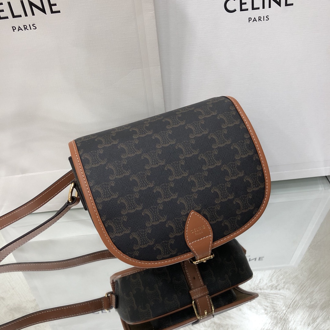 db9bf2_d8b7daa64801422b85f926a5793612c5mv2.jpg Celine Saddle Canvas 18cm Bag - Image 1
