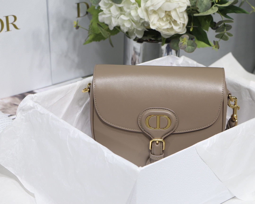 Dior Medium Bobby Bag in Warm Taupe Calfskin - Image 5