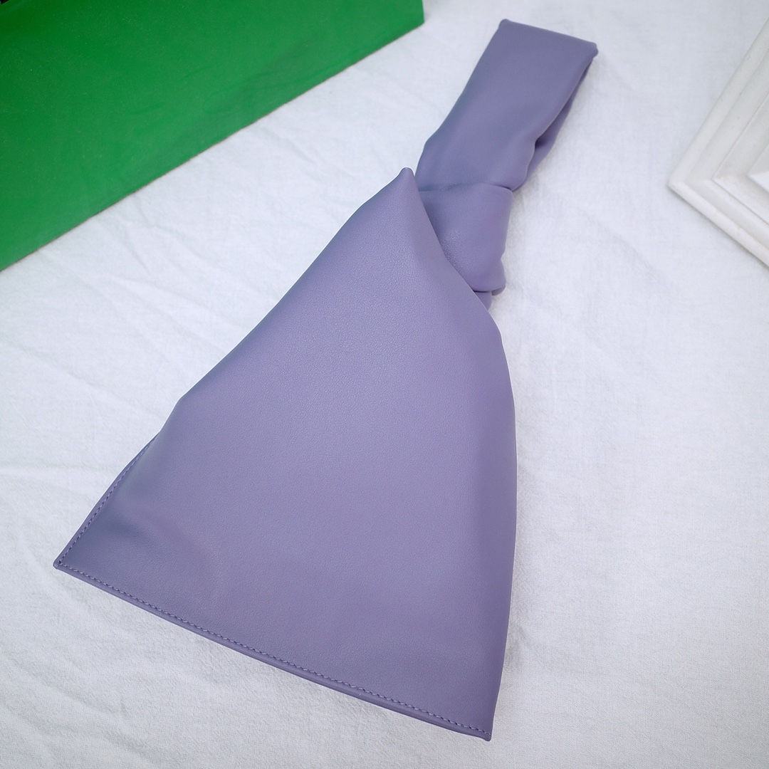 Bottega Veneta Bag - Image 3