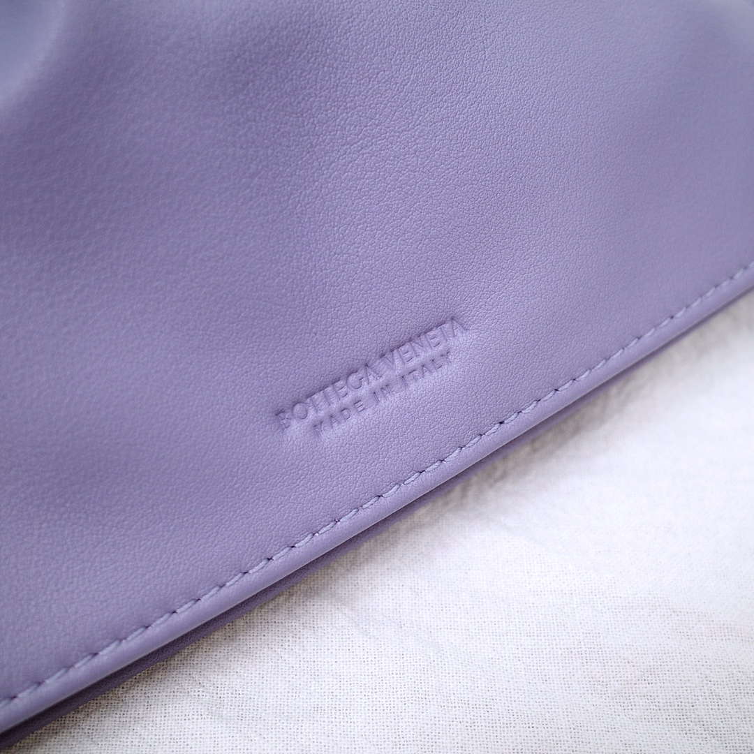 Bottega Veneta Bag - Image 6
