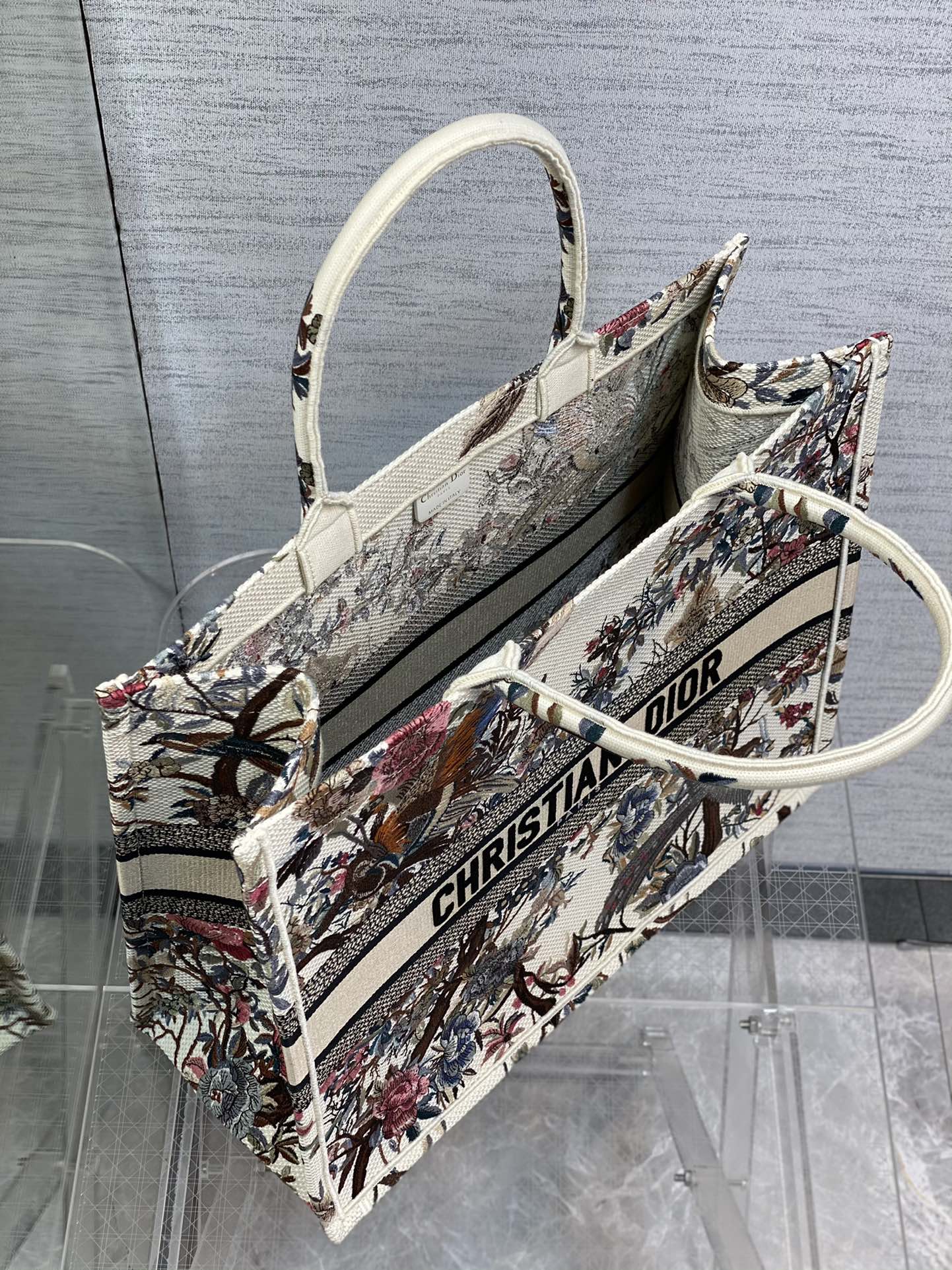 Dior Large Winter Garden Tote Bag - Image 9