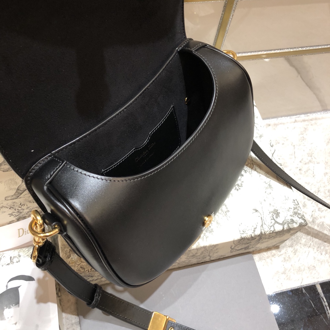 Dior Large Bobby Bag in Black - Image 10