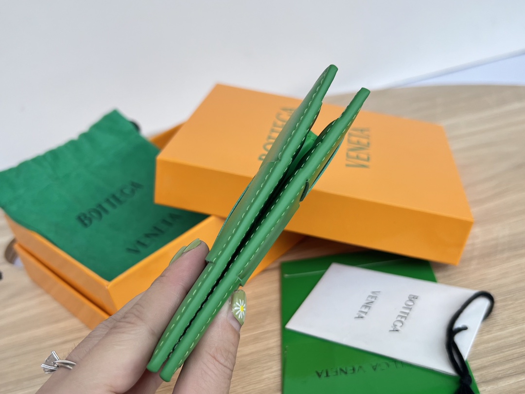 Bottega Veneta Bag - Image 5