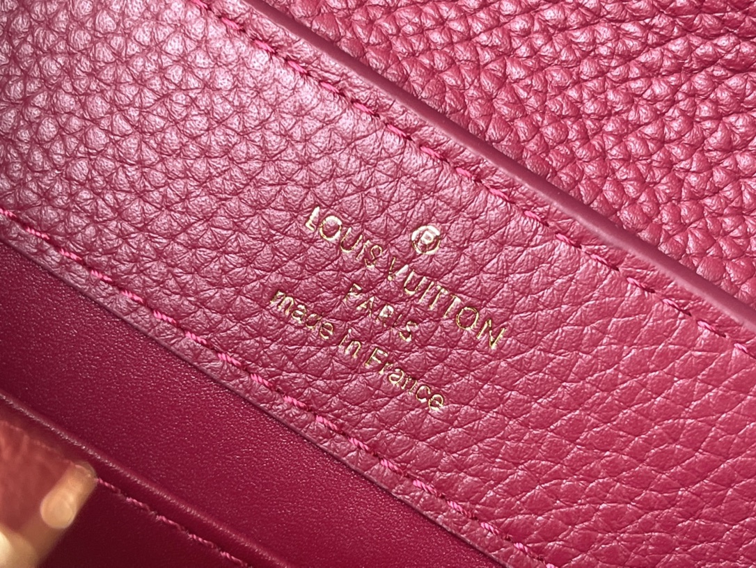 Louis Vuitton Capucines Mini Handbag in Ruby Red - Image 6