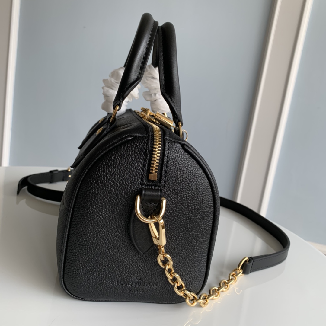 Louis Vuitton Black Bandoulière 20 Bag - Image 4