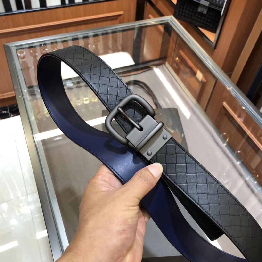 db9bf2_e212e61f75c94382b183c1c0f04281camv2.jpg Bottega Veneta Leather Belt - Image 1