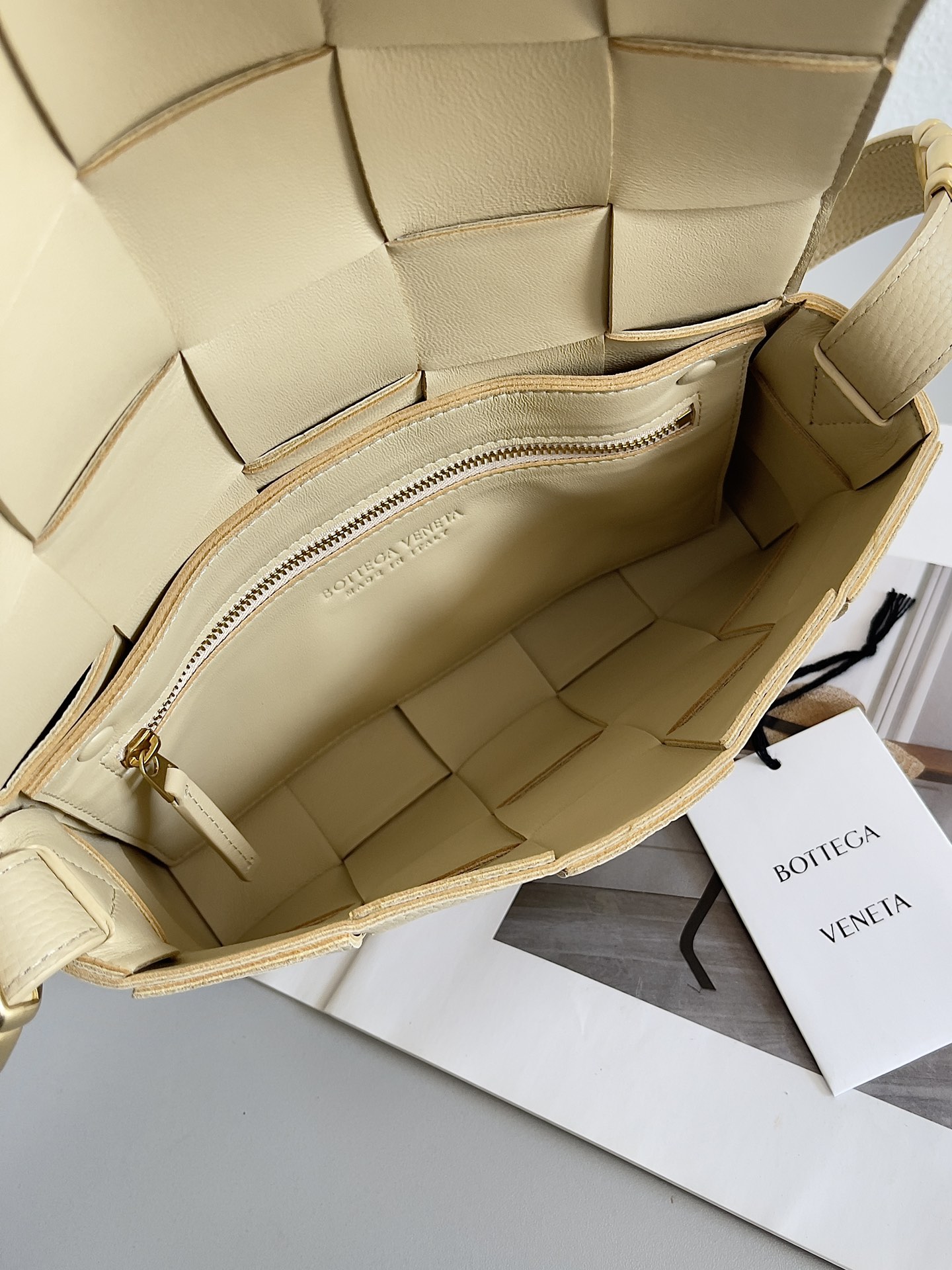 Bottega Veneta Bag - Image 9