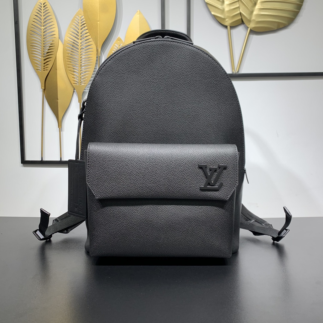 db9bf2_e4ed3c89823c4448b53f1bfc3049c996mv2.jpg Louis Vuitton Bag - Image 1