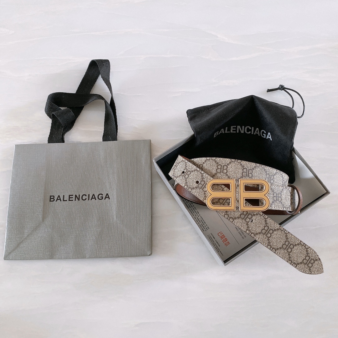 db9bf2_e4edcb3ff7d147bb9d366e688ad3d319mv2.jpg Balenciaga Belt - Image 1