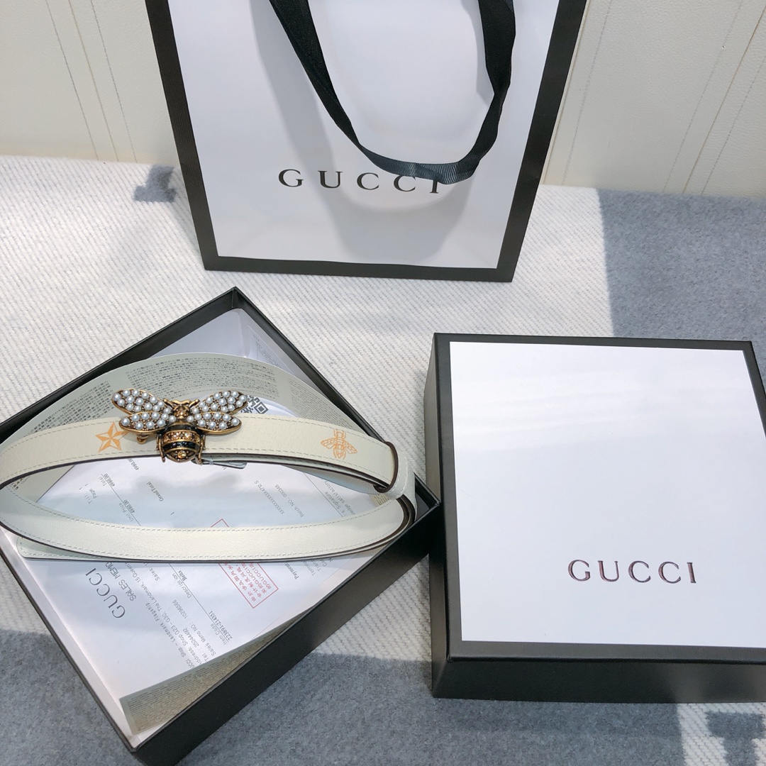 db9bf2_e57fd1fda54d4ab284beff056dfa311emv2.jpg Gucci Leather Belt - Image 1