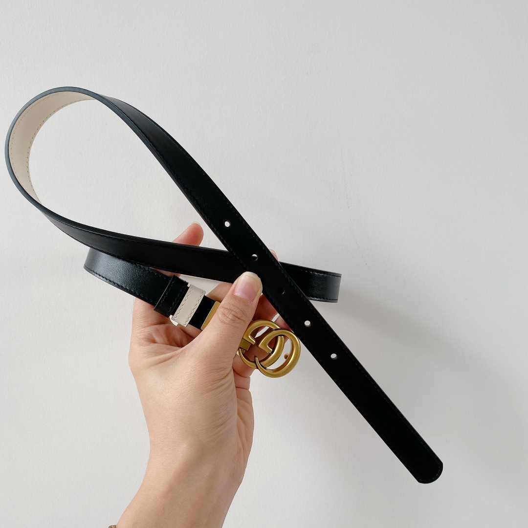 db9bf2_e7bb15399d23462cb9f8a199778138bdmv2.jpg Gucci Leather Belt - Image 1