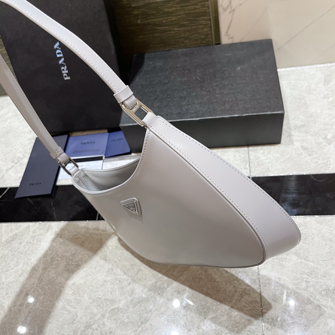 Prada Bags - Image 6