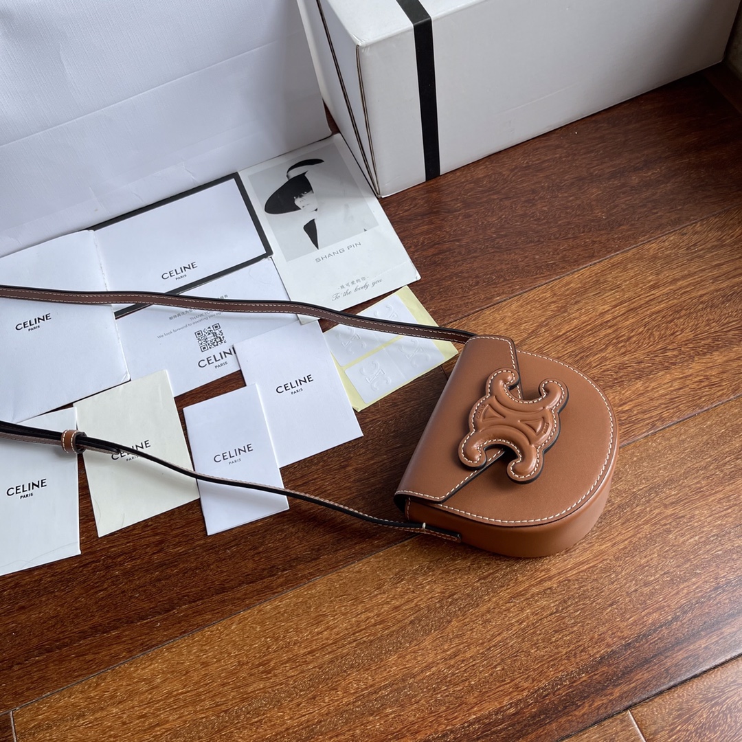 Celine Arc de Triomphe Mini Saddle Bag in Brown - Image 7
