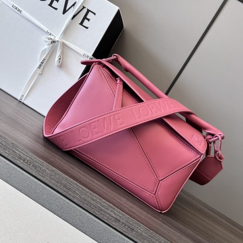 Loewe Puzzle Edge Bag