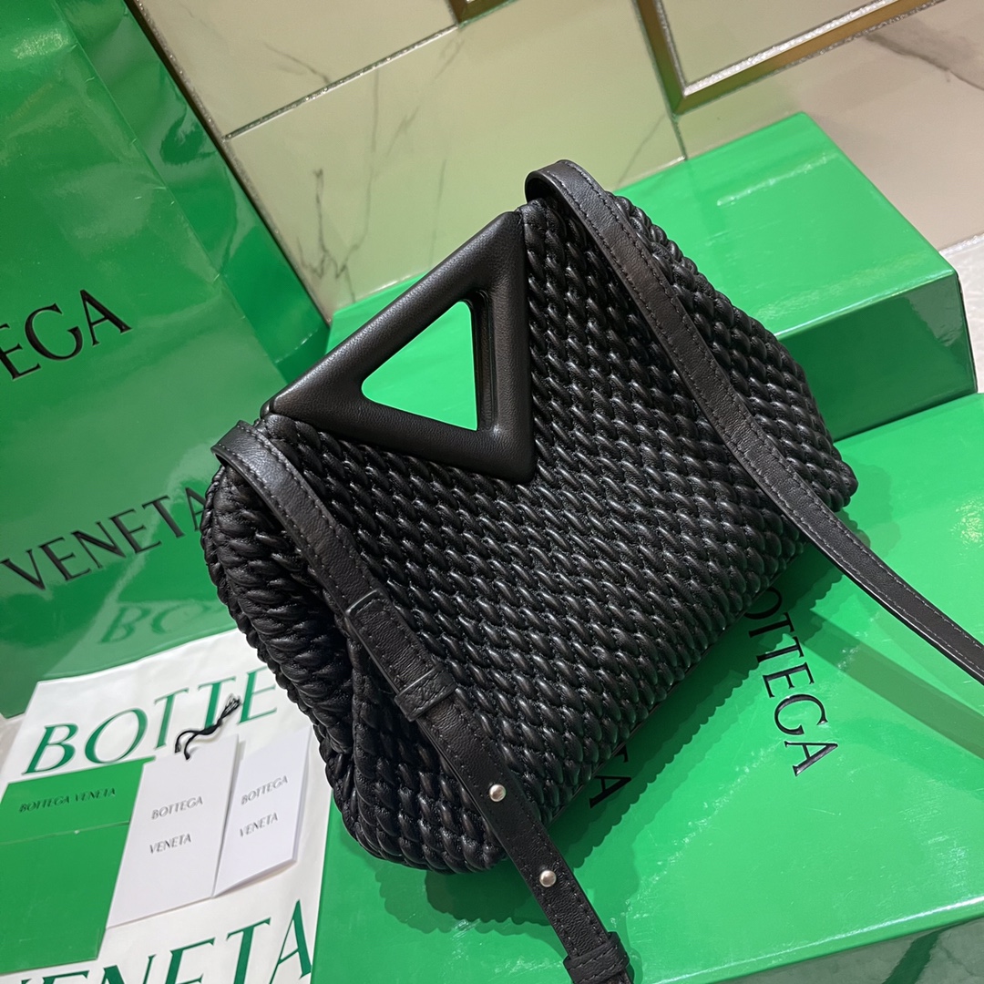 Bottega Veneta Bag - Image 3