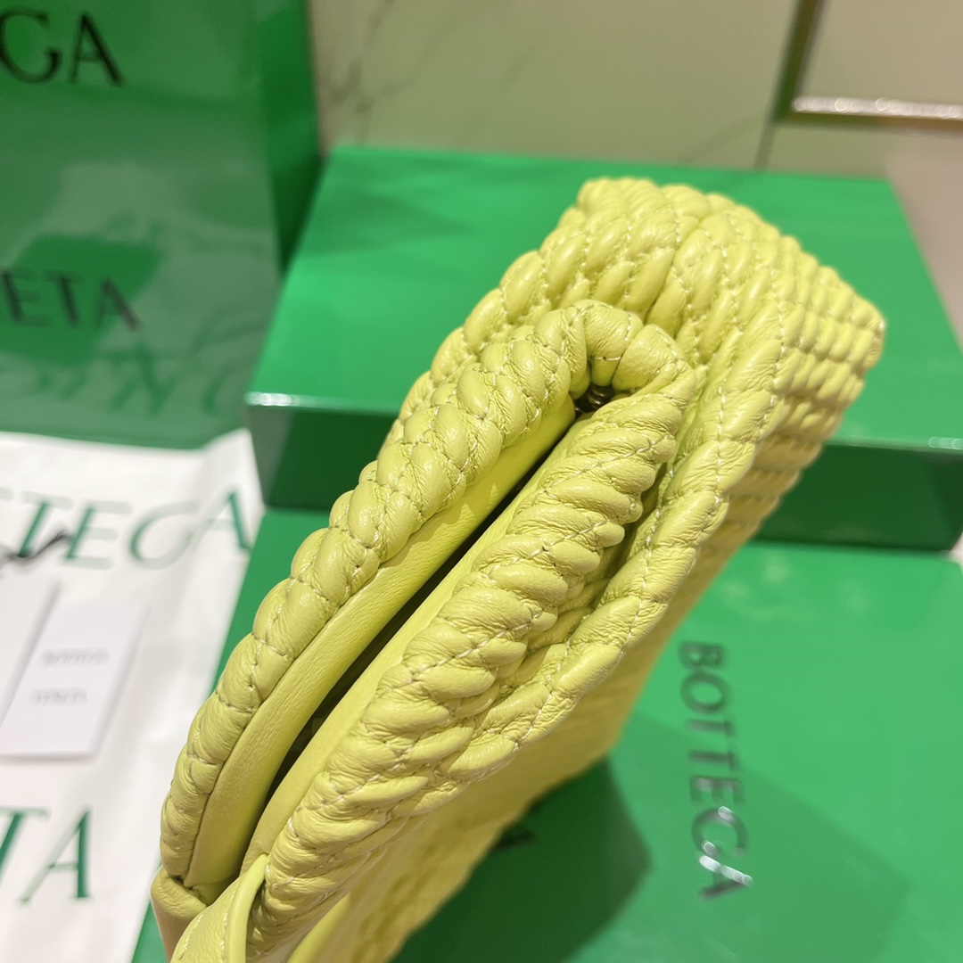 Bottega Veneta Bag - Image 6