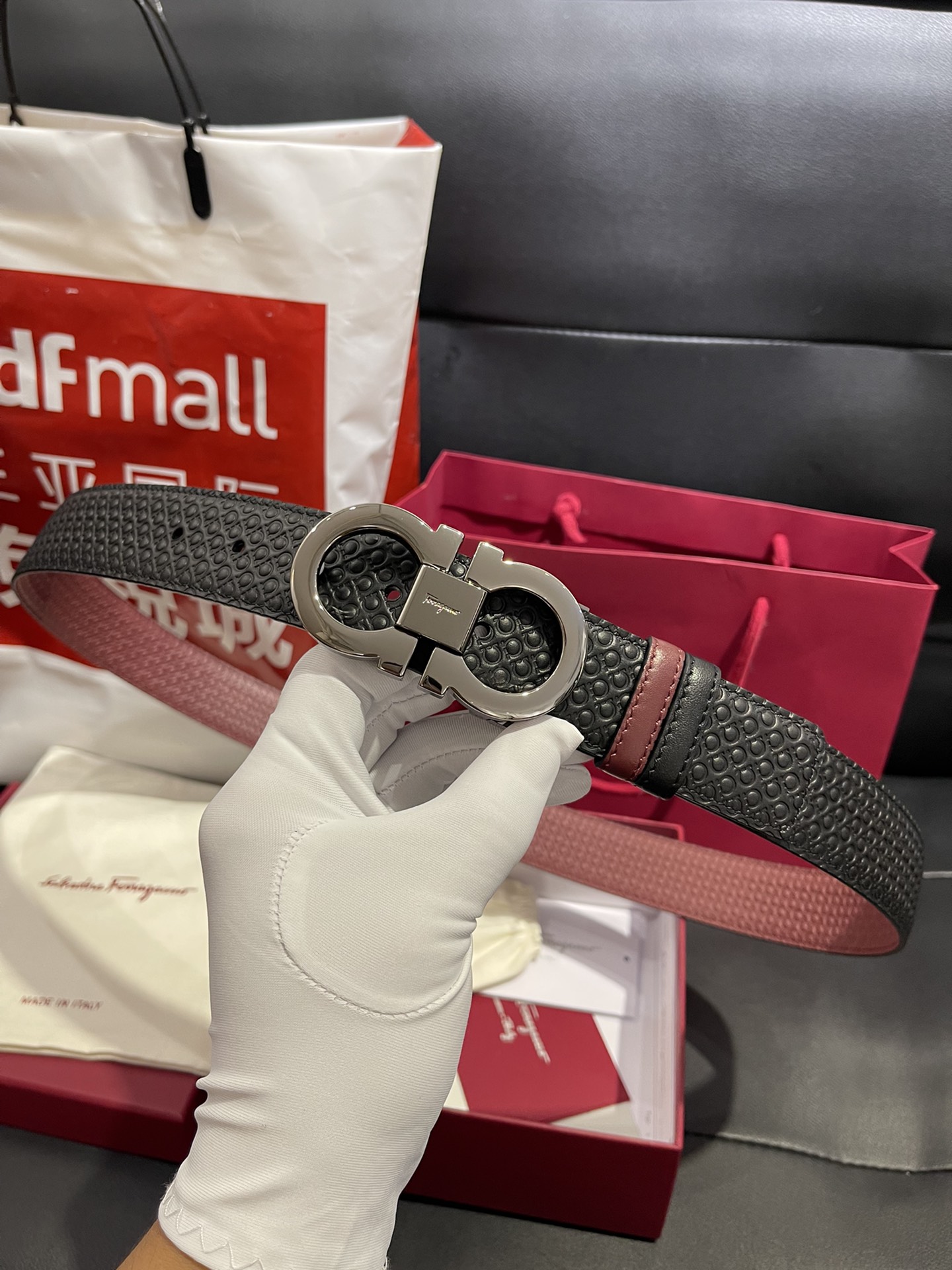 db9bf2_eb4c8ea17cf9478eaa590d343f3ee2a6mv2.jpg Ferragamo Adjustable Gancini Leather Belt - Image 1