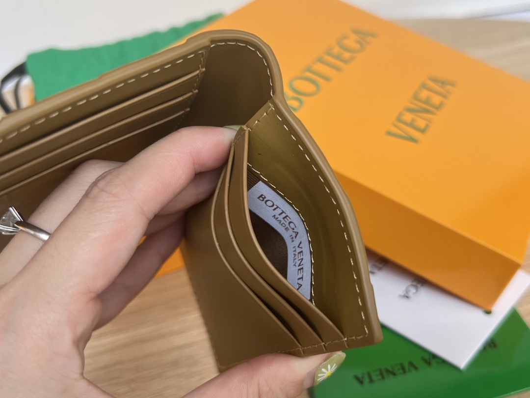 Bottega Veneta Bag - Image 6