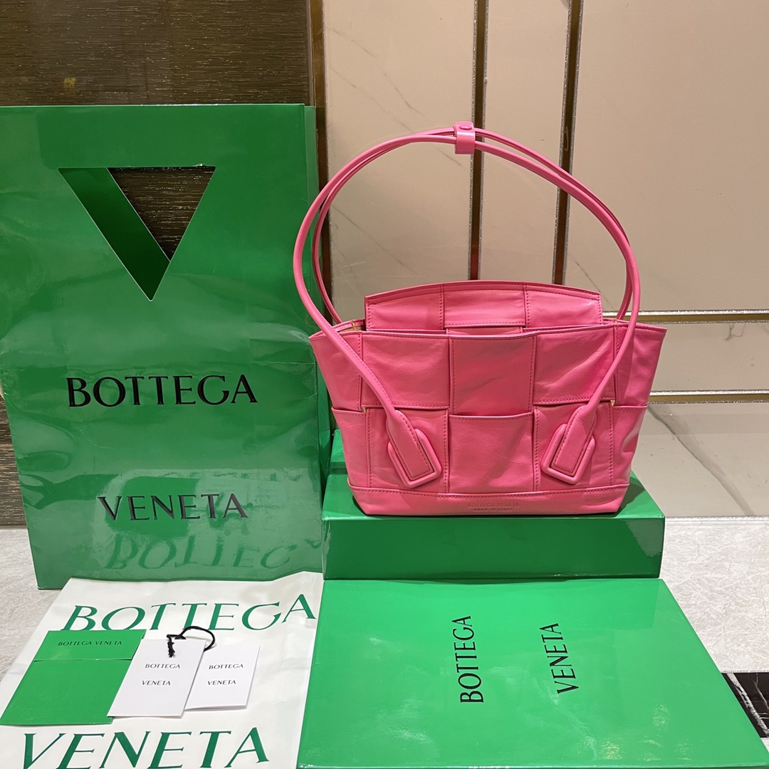 Bottega Veneta Bag - Image 6