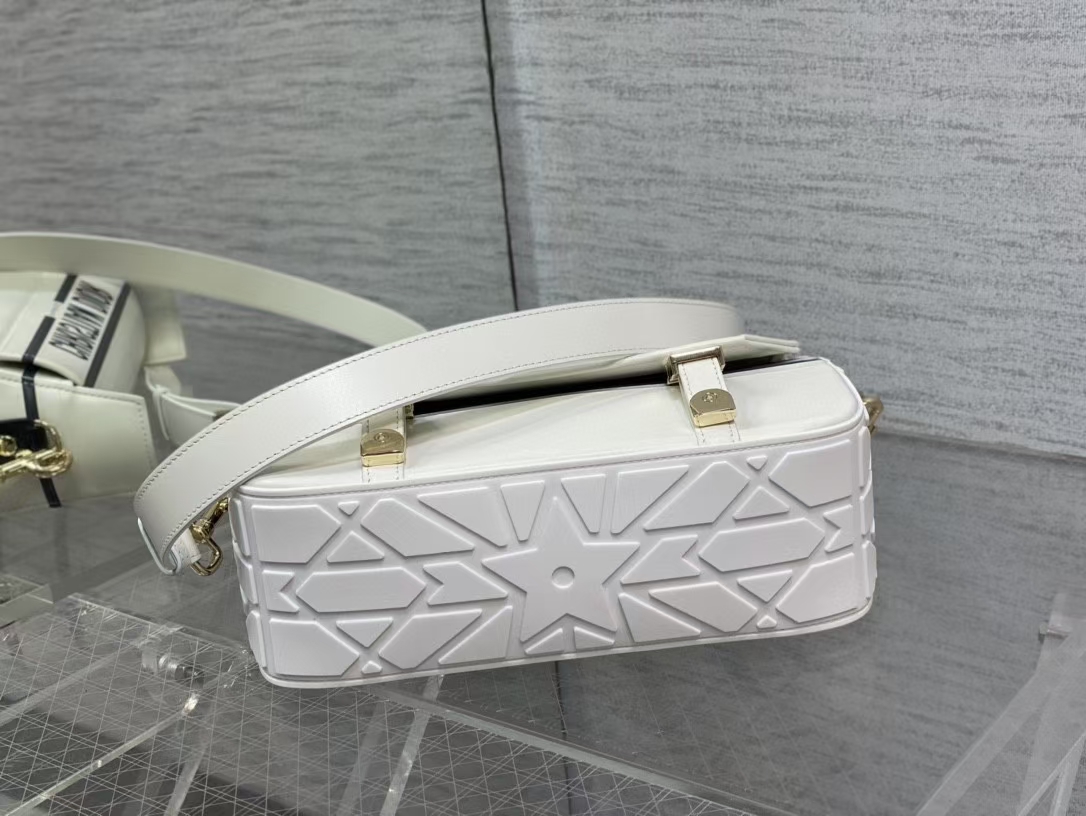 Dior Messenger Bag in White - Image 5