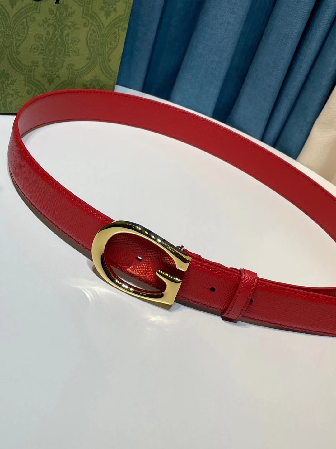 db9bf2_ed56b2e5d1cf455f9a24b3c3526154cemv2.jpg Gucci Leather Belt - Image 1