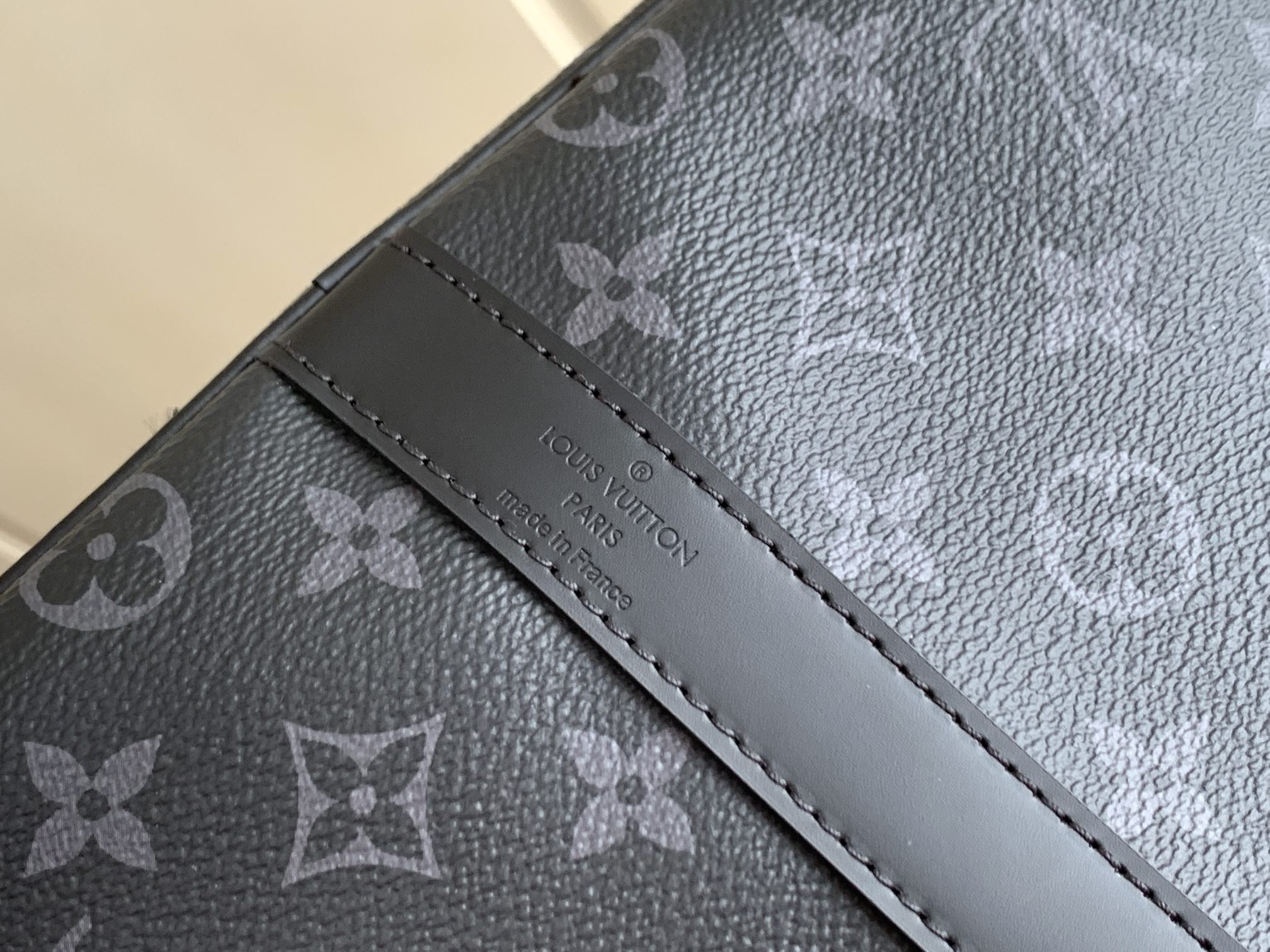 Louis Vuitton Classic Keepall 50 Bag in Damier Graphite Canvas - Image 6