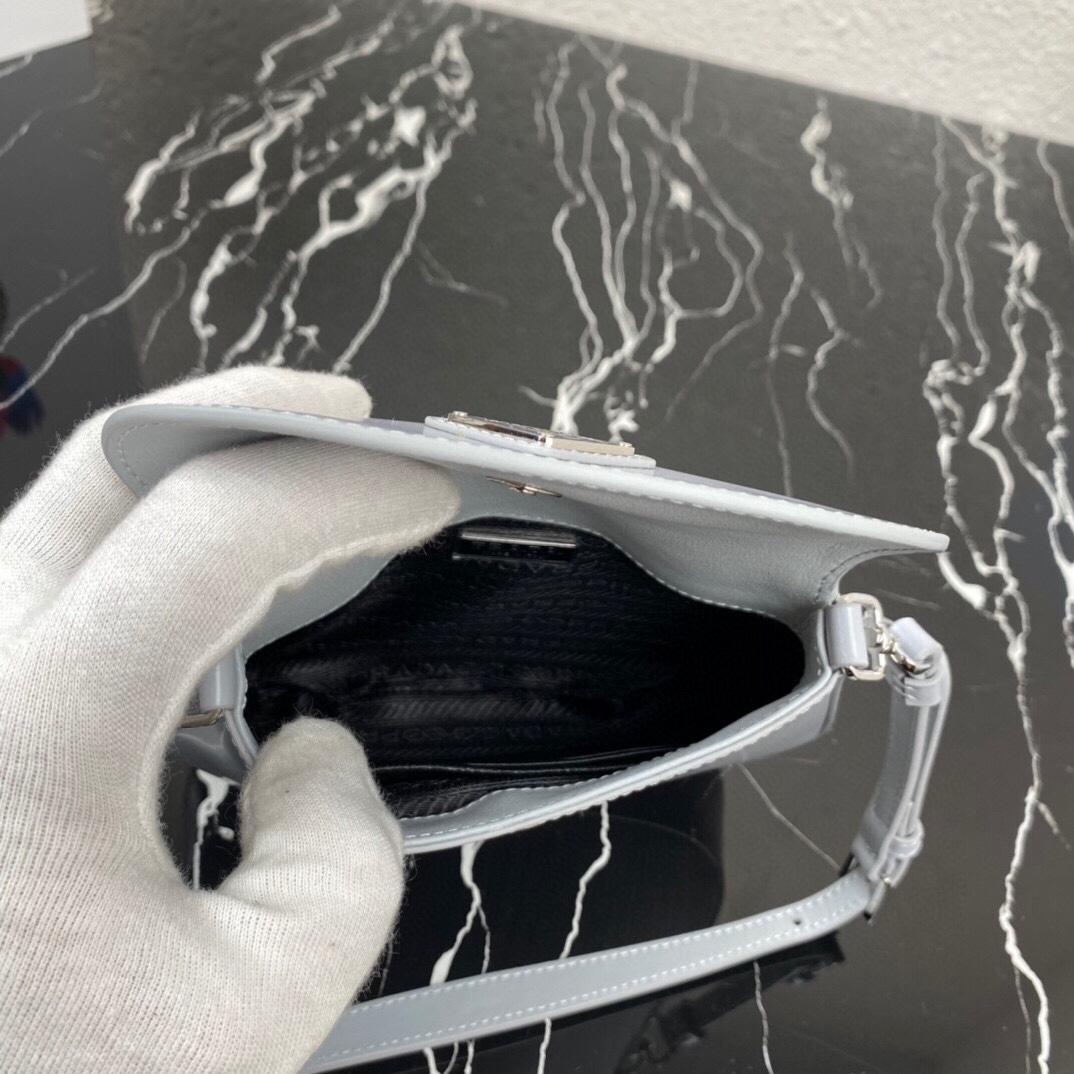 Prada Bags - Image 7