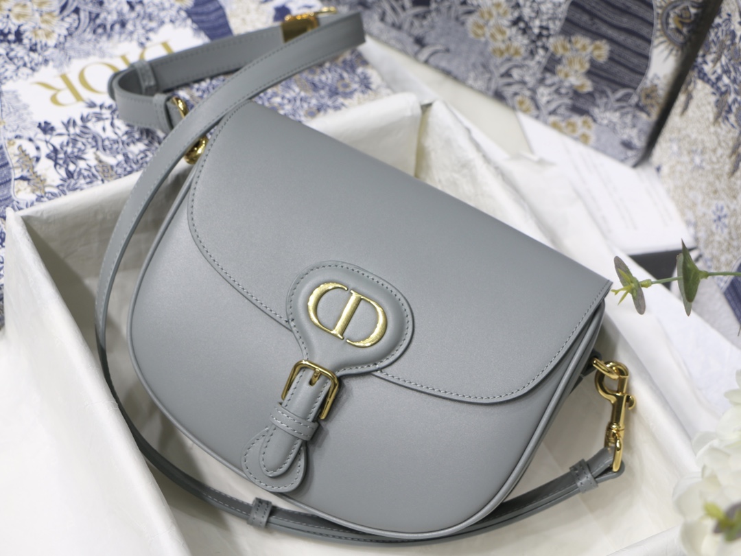 Dior Medium Bobby Bag in Rock Grey Leather - Image 4