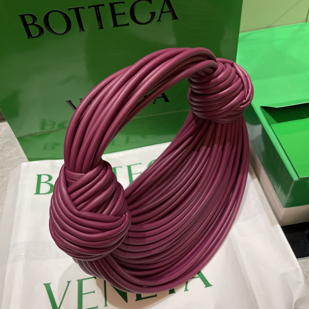 Bottega Veneta Bag - Image 3
