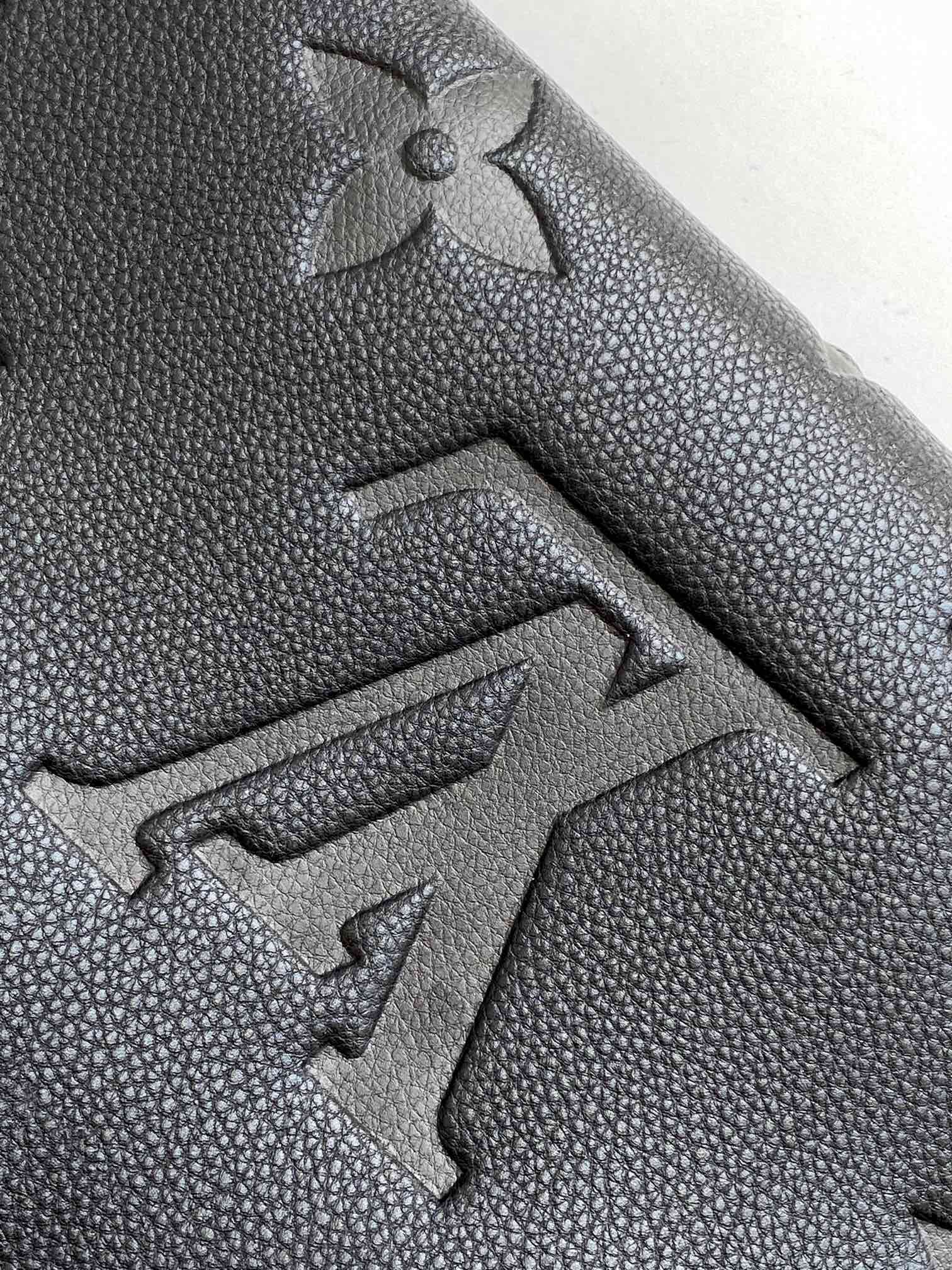 Louis Vuitton OnTheGo Small Tote Bag - Image 10