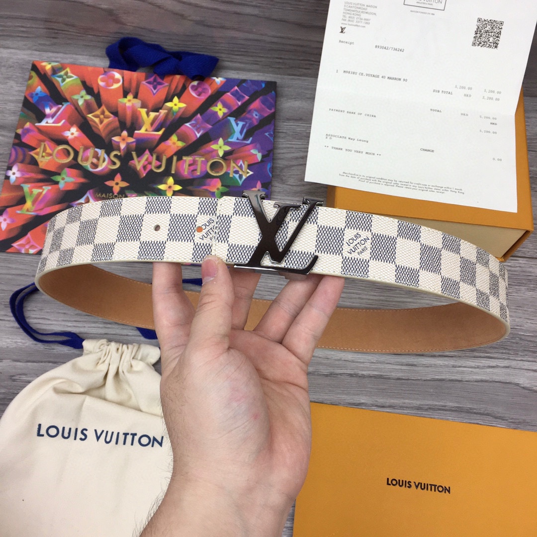 db9bf2_f2629b8af44a4589b2c77570d355449dmv2.jpg Louis Vuitton LV Letter Buckle 40mm Belt - Image 1